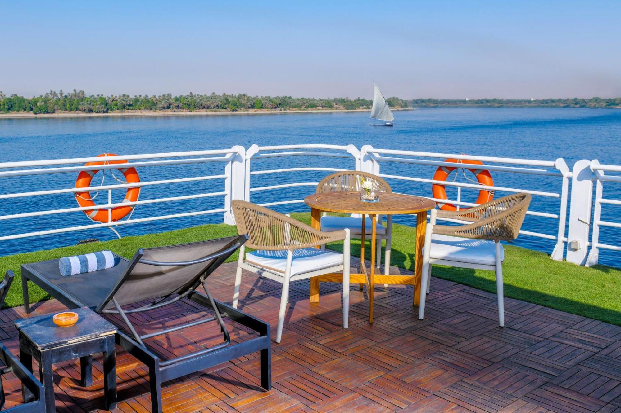 Moevenpick Ms Sunray Hotel Luxor Exterior foto