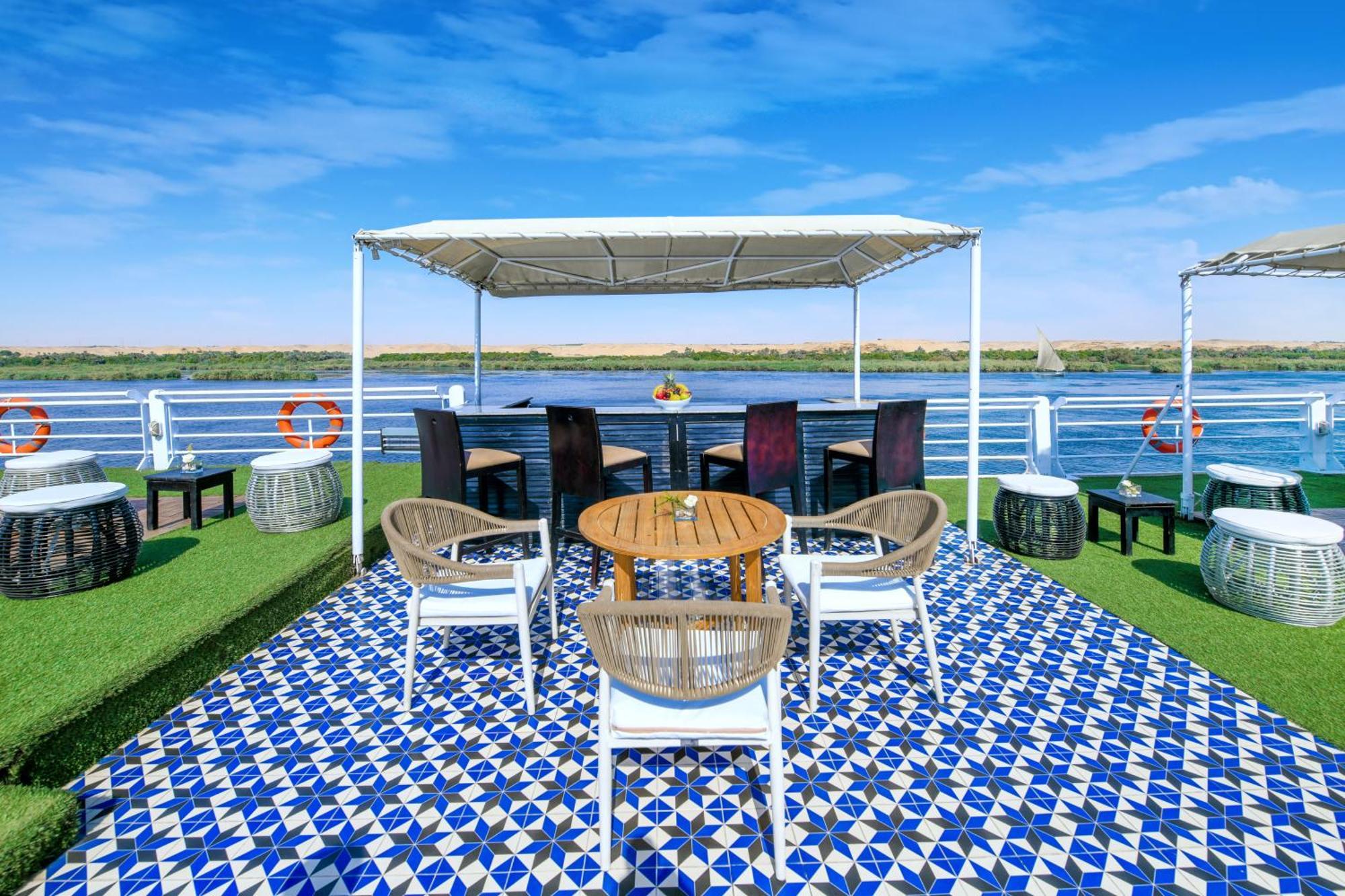Moevenpick Ms Sunray Hotel Luxor Exterior foto